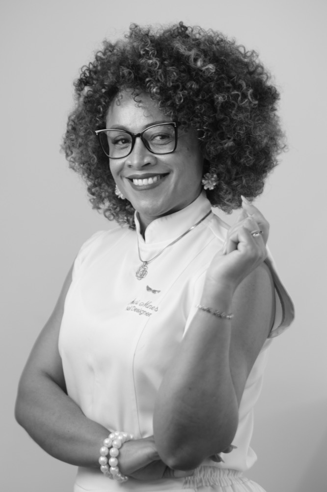 Muriel Nunes - Nail Designer - Panamby